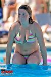 Fat amateurs in bikinis look horny - Beach Pussy